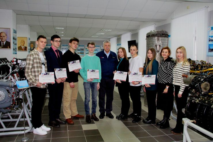 В ОДК-УМПО перспективных студентов поощрили стипендией имени Валерия Лесунова