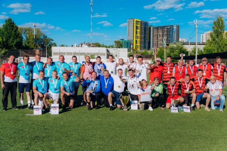 Пермские моторостроители провели первый летний чемпионат по мини-футболу