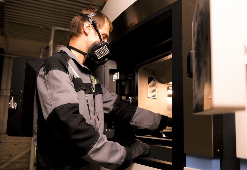 В центре аддитивных технологий ОДК изготавливают детали авиадвигателей с помощью 3D-печати.JPG