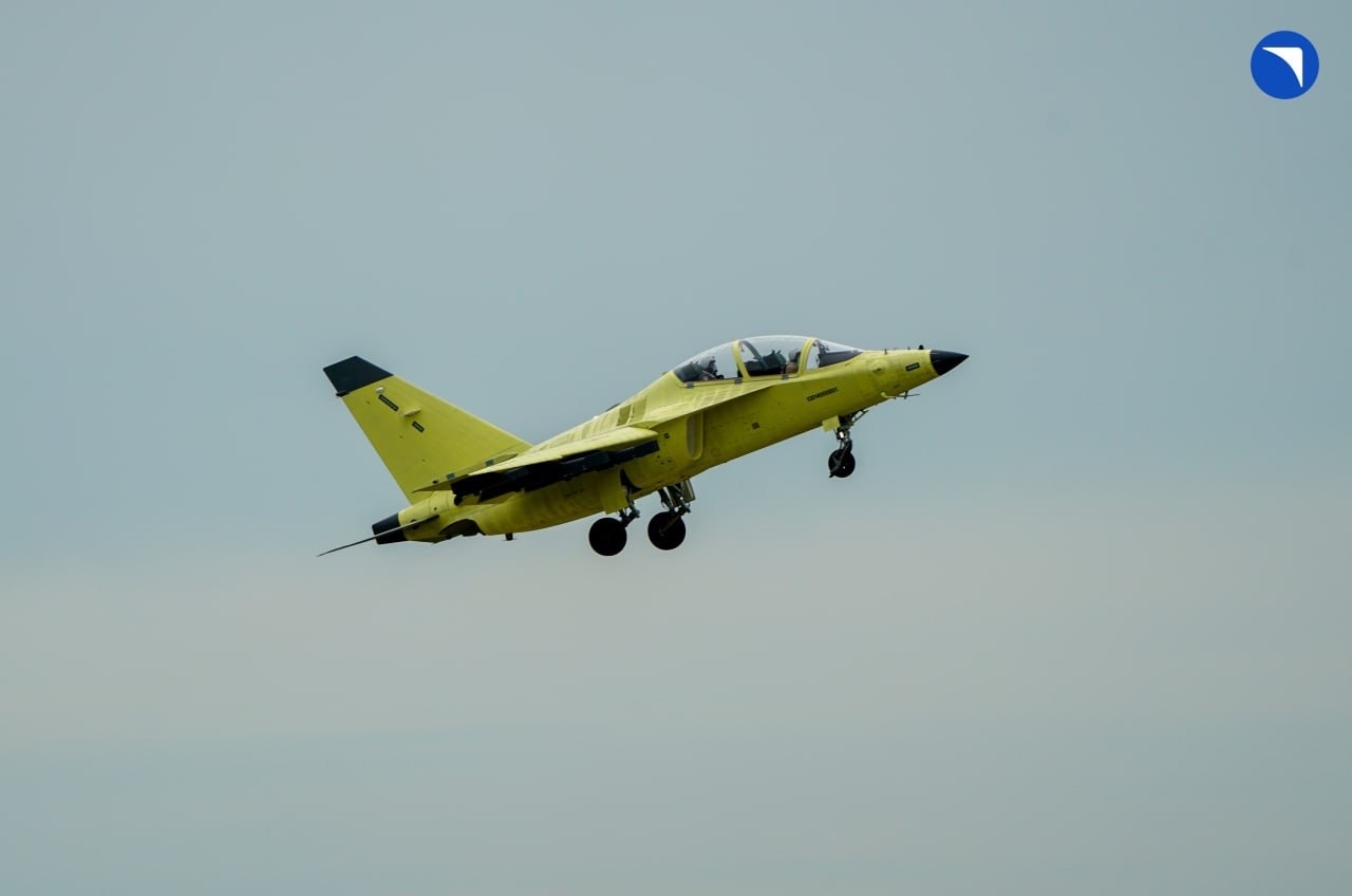 Опытный самолет Як-130М с двигателями АИ-222-25 выполнил первый полет